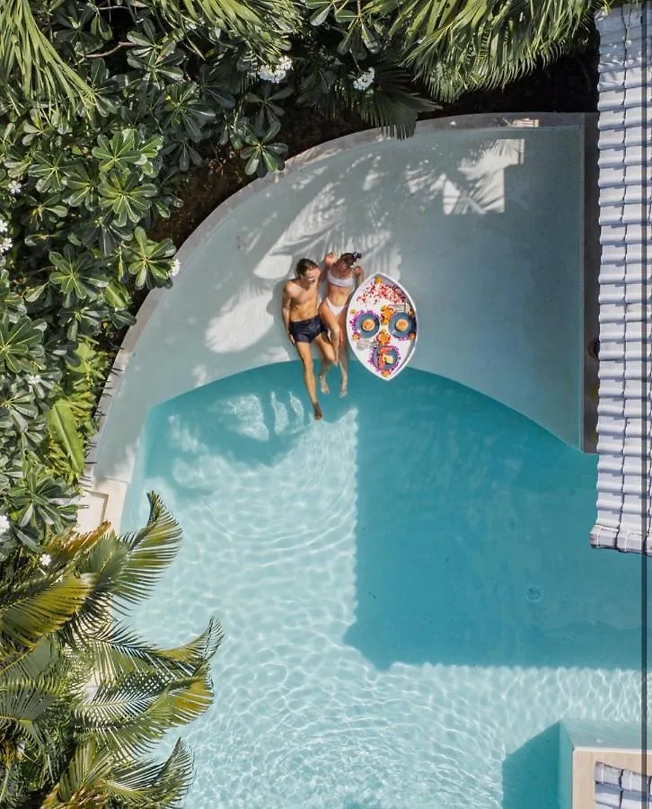 Cocowhite Villa Seminyak  Seminyak (Bali)