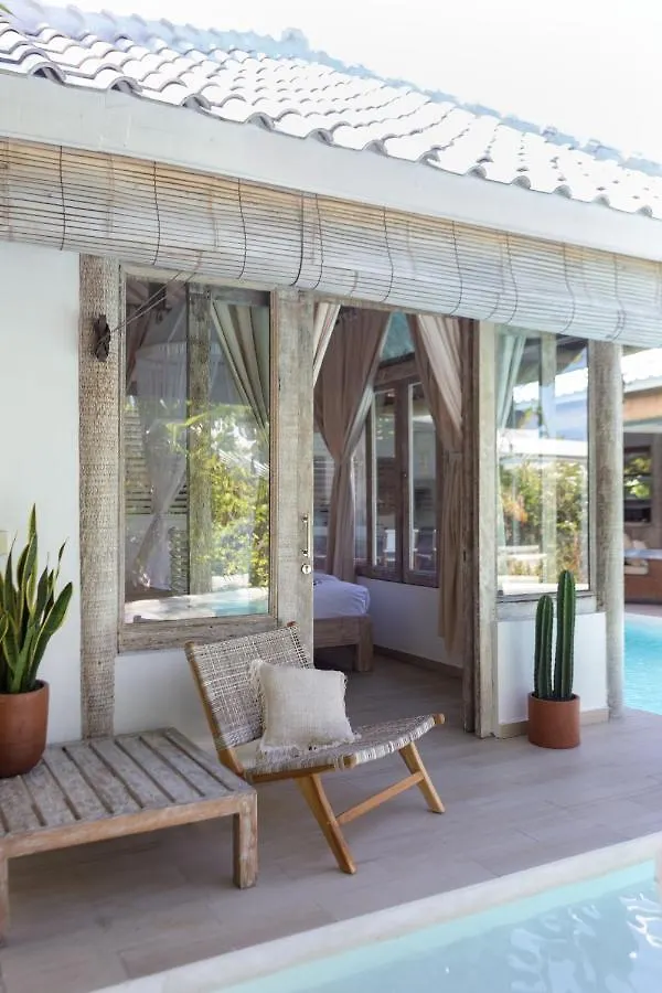 Cocowhite Villa Seminyak  Seminyak (Bali)