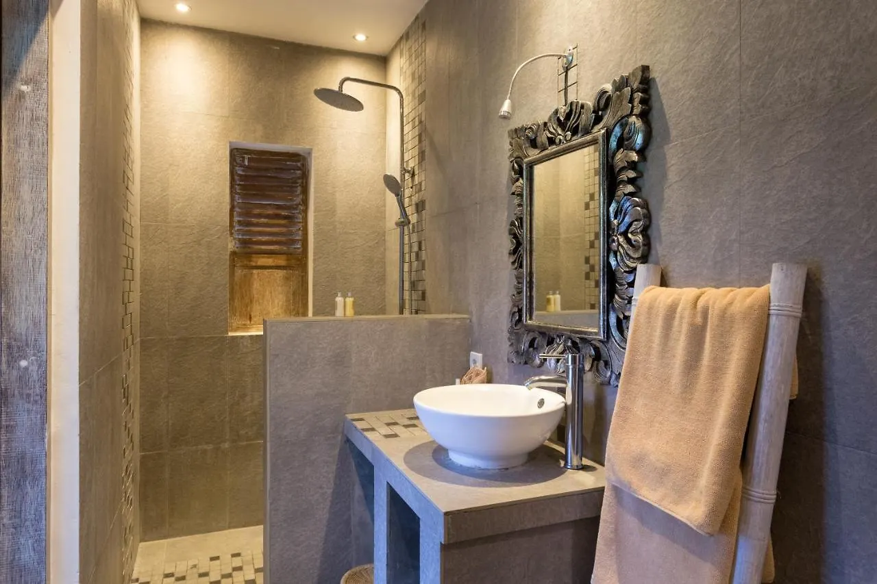 Cocowhite Villa Seminyak